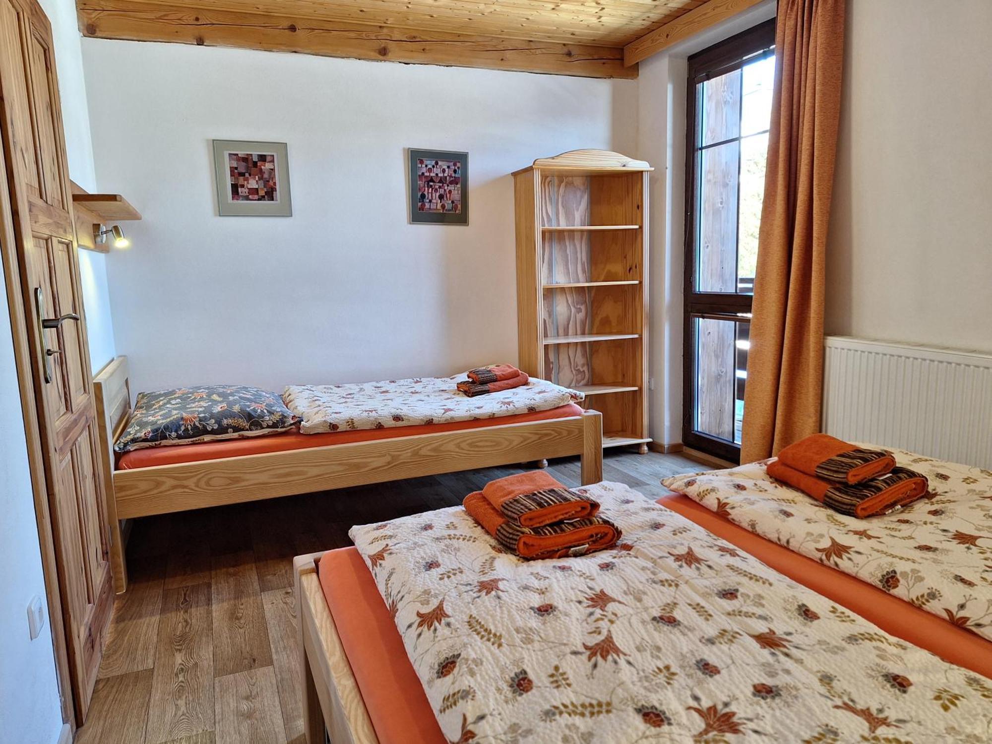רוקיטניצה נאד איז'רו Apartmany Ester מראה חיצוני תמונה