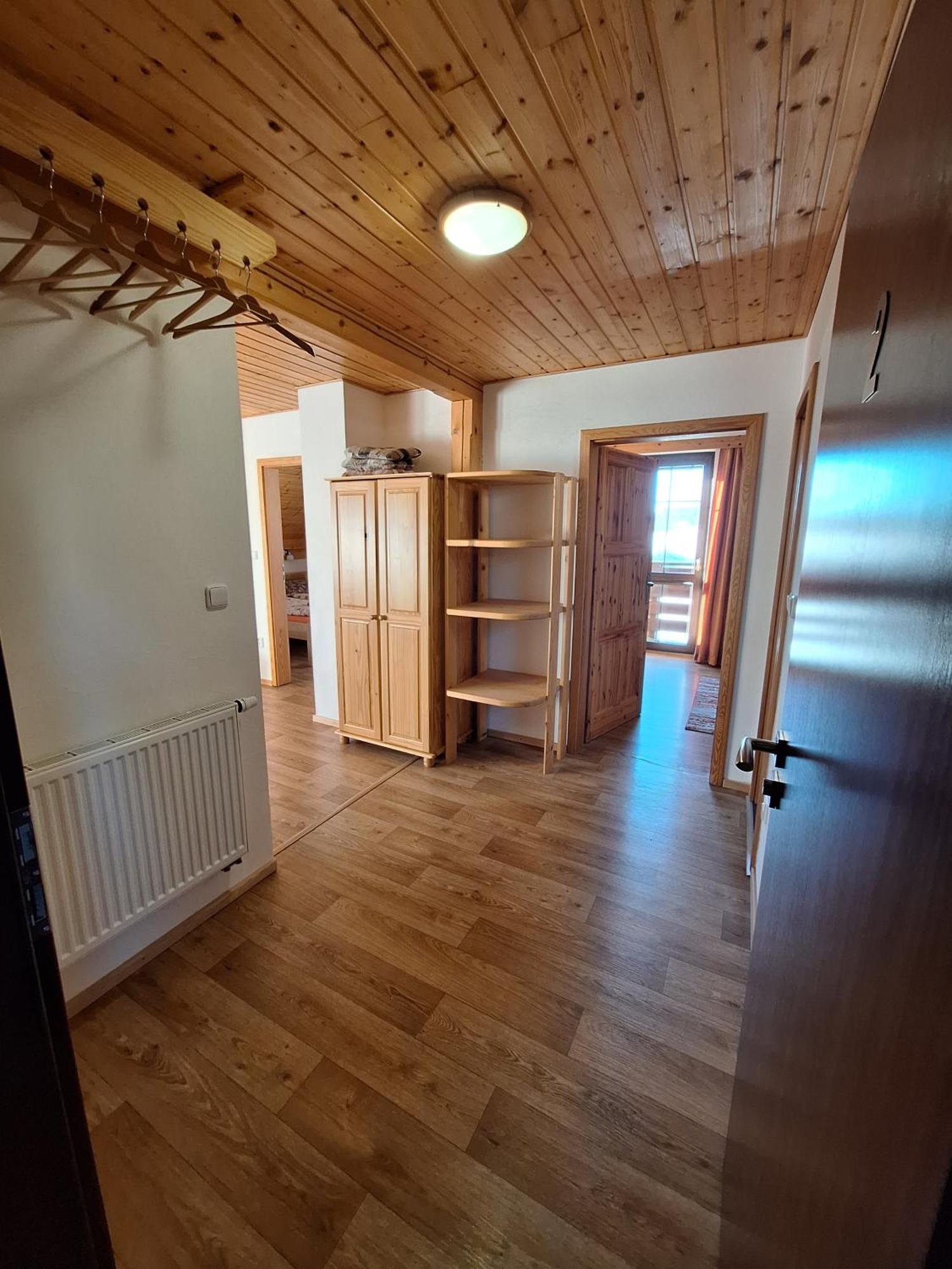 רוקיטניצה נאד איז'רו Apartmany Ester מראה חיצוני תמונה