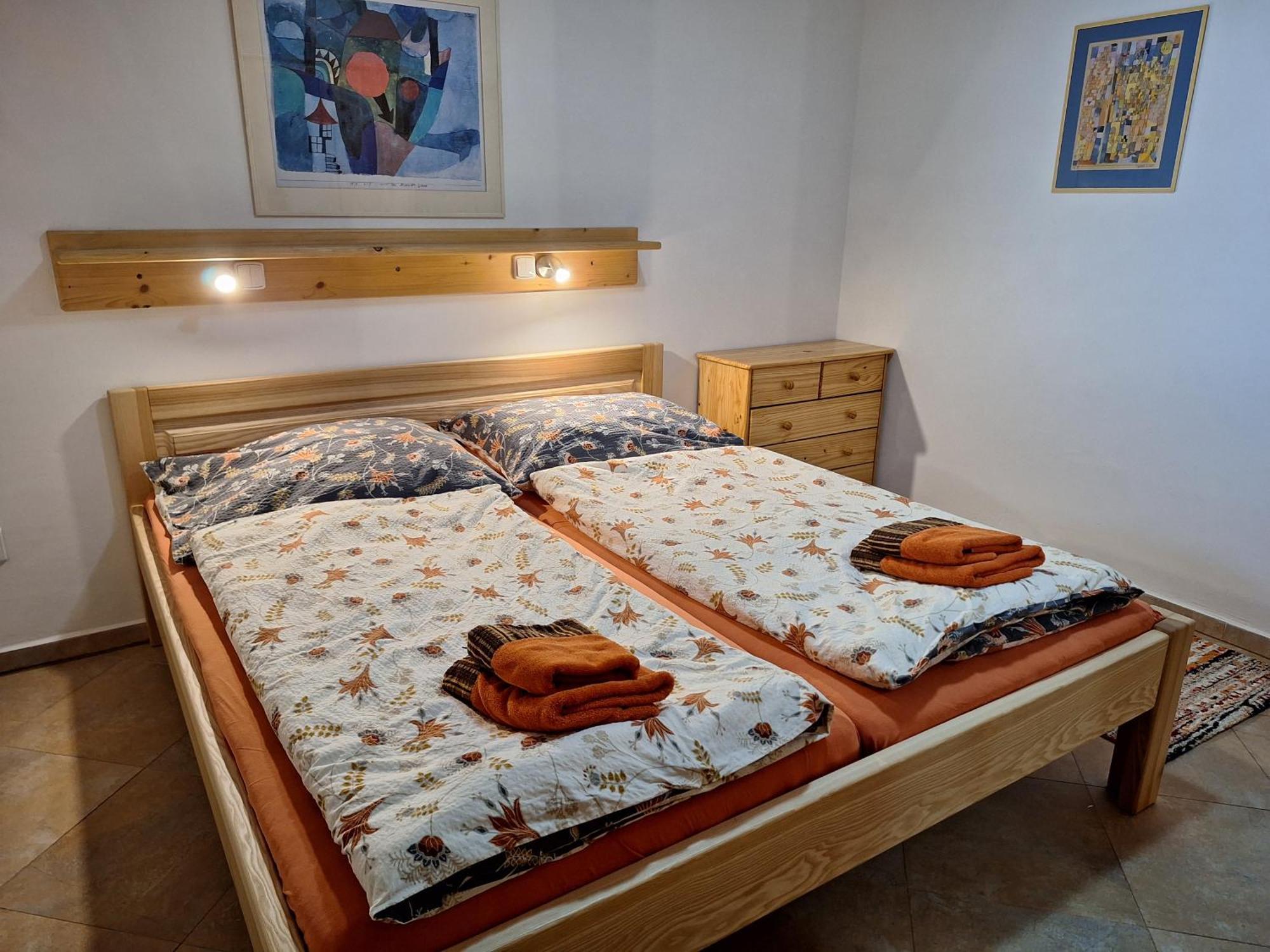 רוקיטניצה נאד איז'רו Apartmany Ester מראה חיצוני תמונה